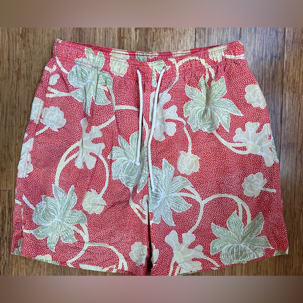 J. McLaughlin Swim Trunks Men's Size medium. 1216